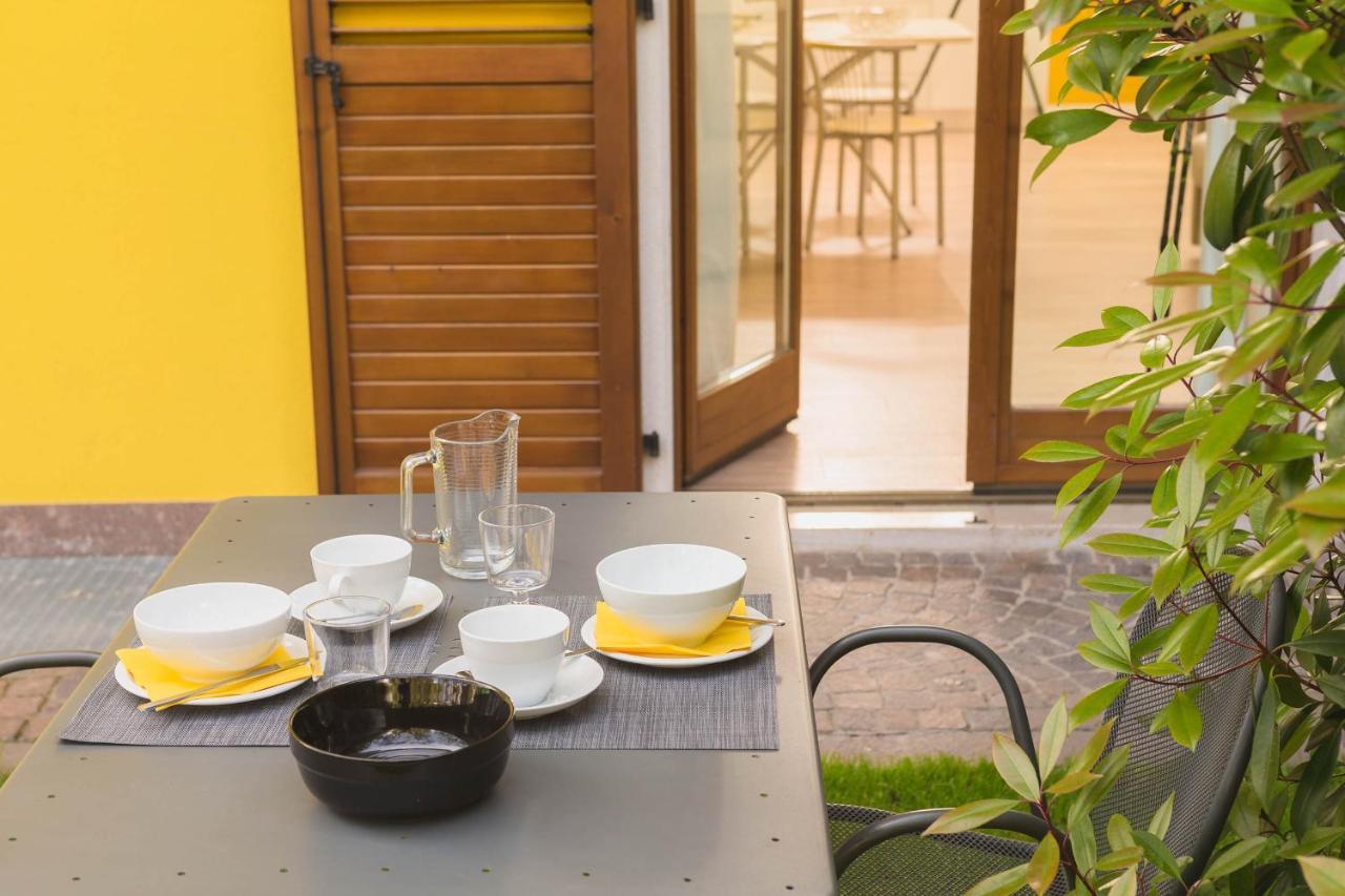 Casa Carla Aparthotel Torbole Sul Garda Bagian luar foto