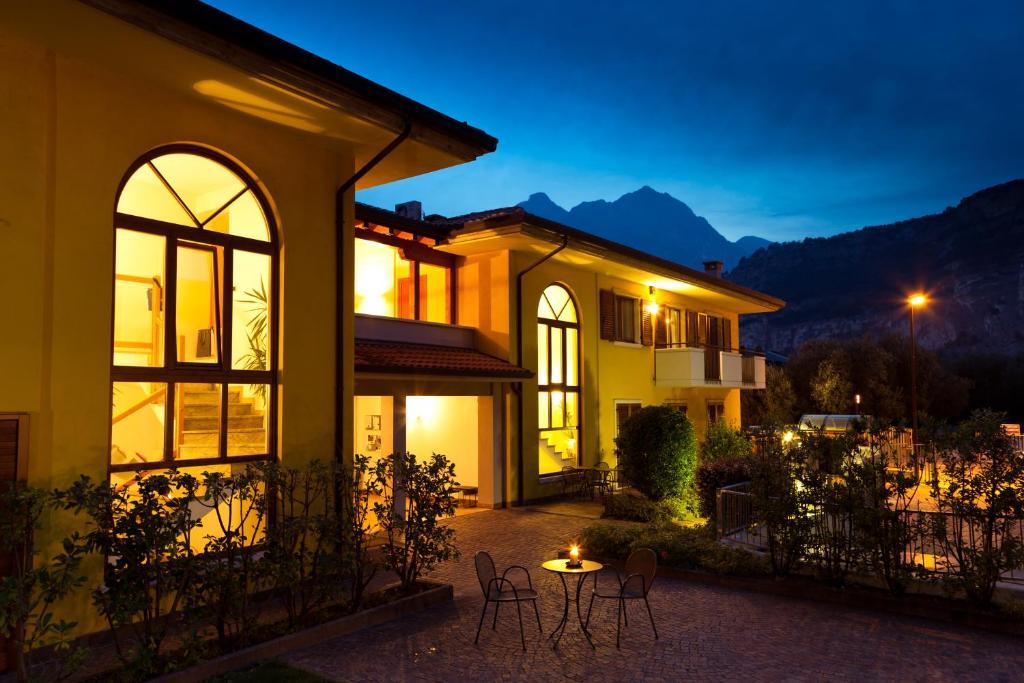 Casa Carla Aparthotel Torbole Sul Garda Bagian luar foto