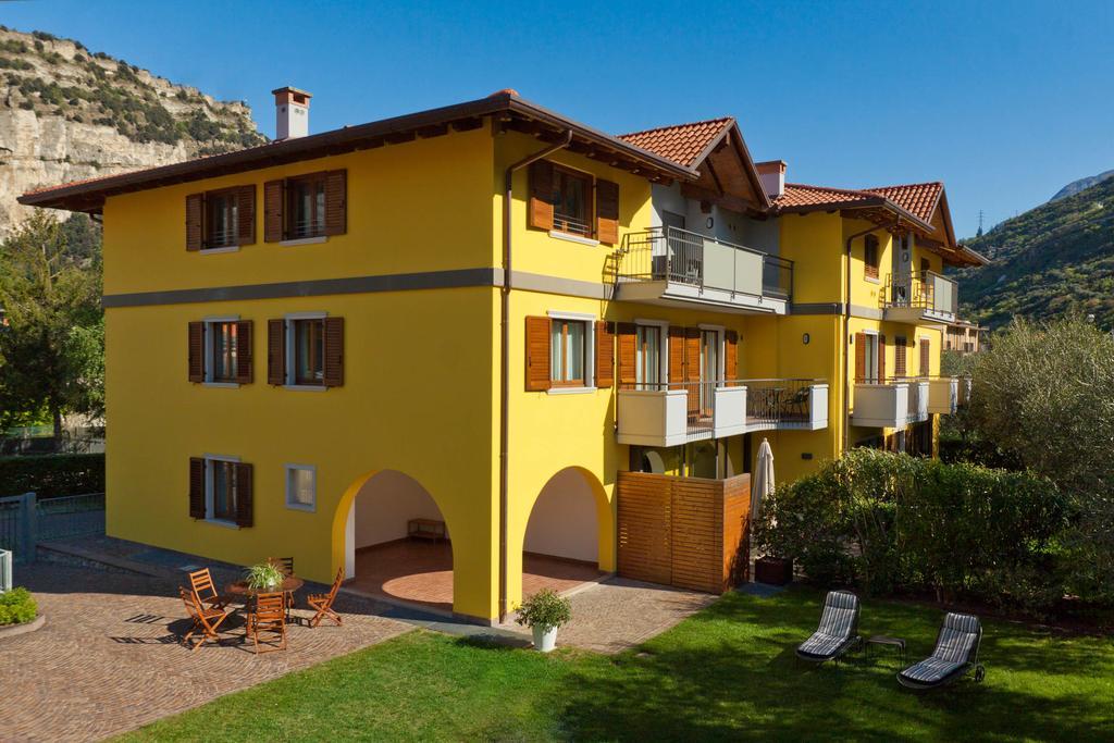 Casa Carla Aparthotel Torbole Sul Garda Bagian luar foto