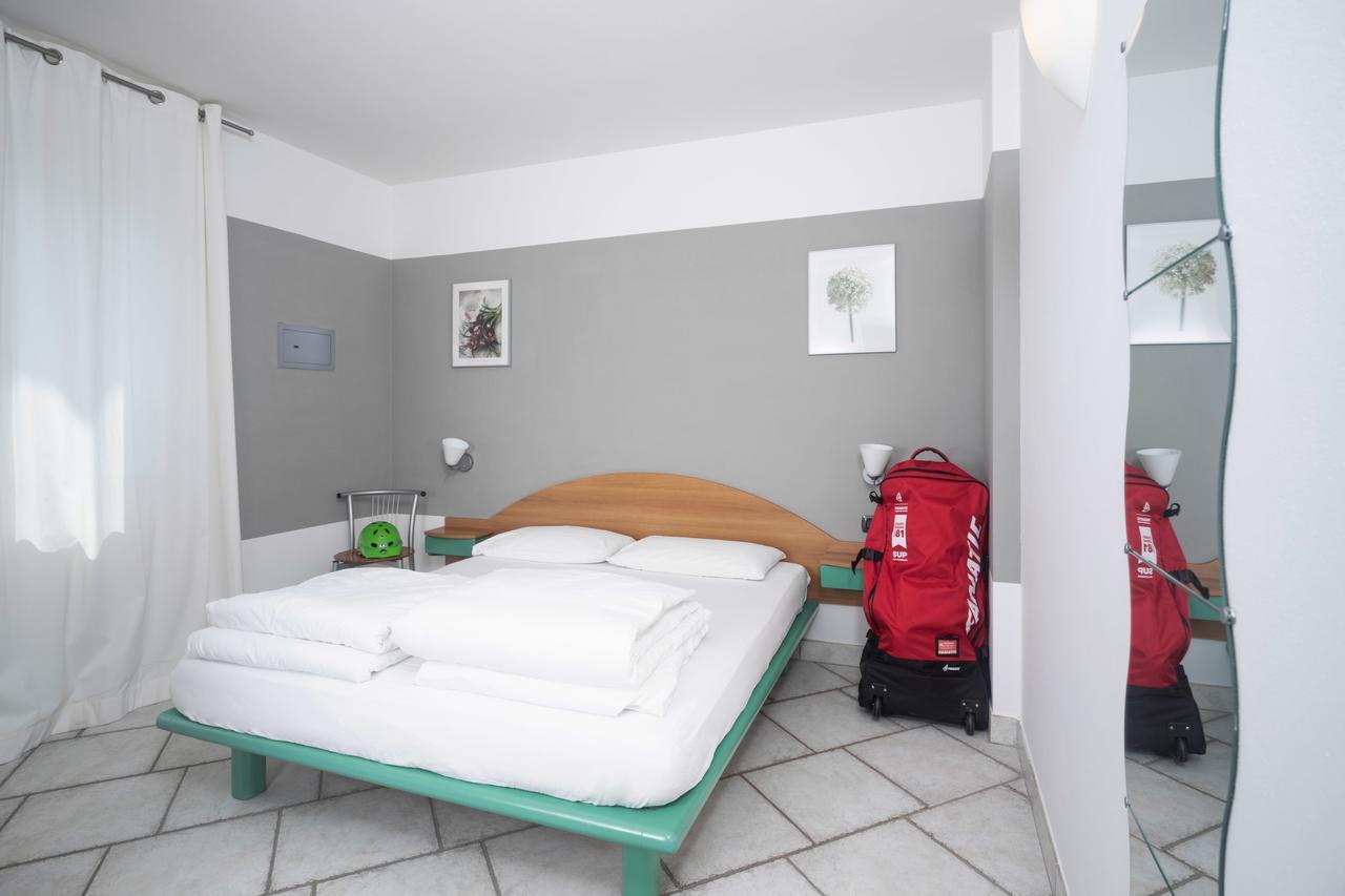 Casa Carla Aparthotel Torbole Sul Garda Bagian luar foto